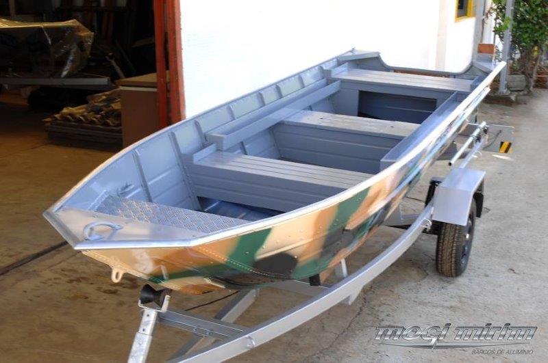 Fabricante de canoa semi chata